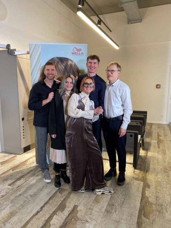 Team Hair Fashion Tschaggelar — Weiterbildung Color Club